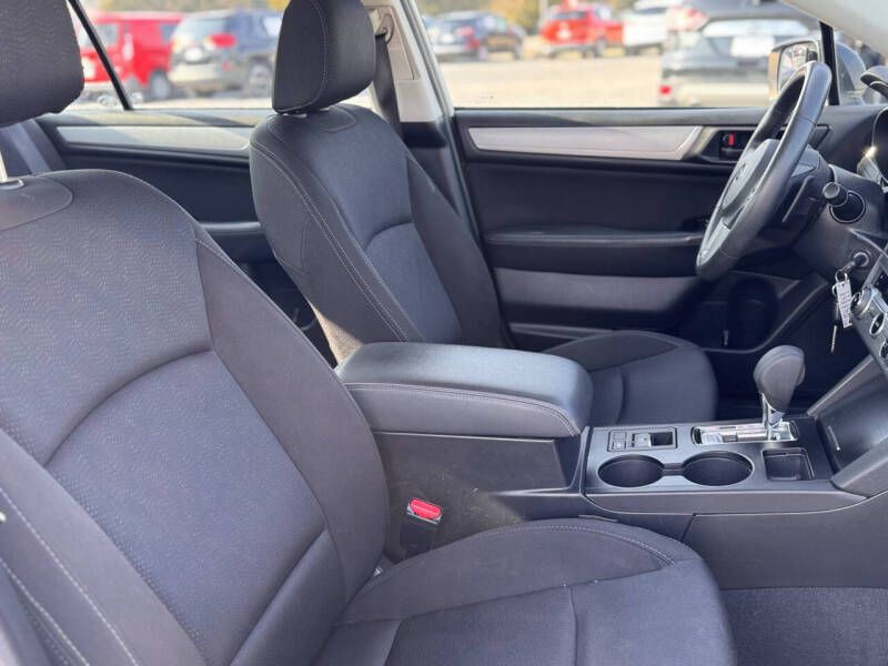 2017 Subaru Legacy Image 20