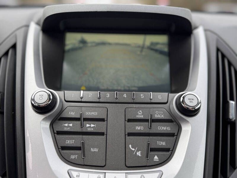 2015 Chevrolet Equinox Image 12