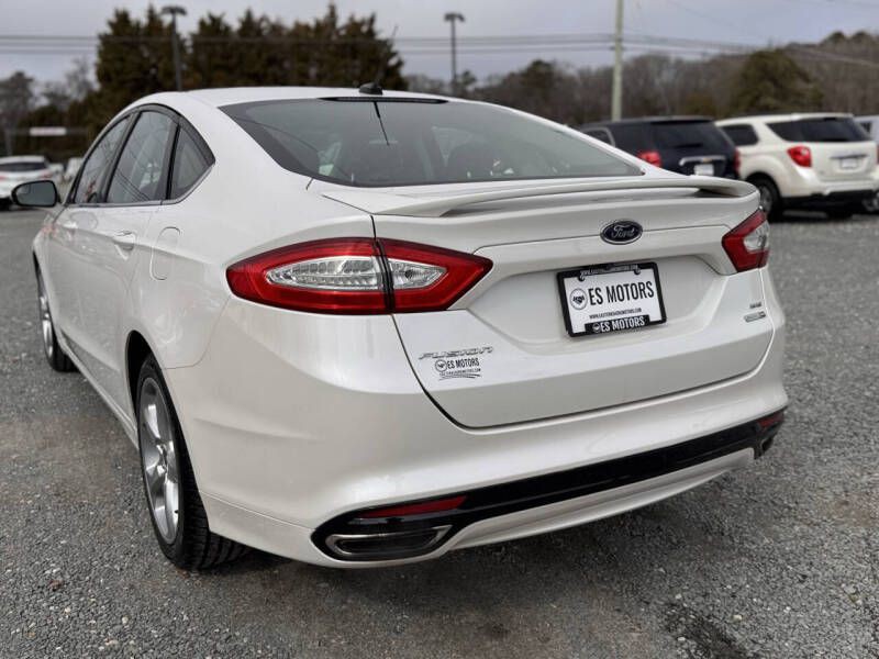 2016 Ford Fusion Image 3