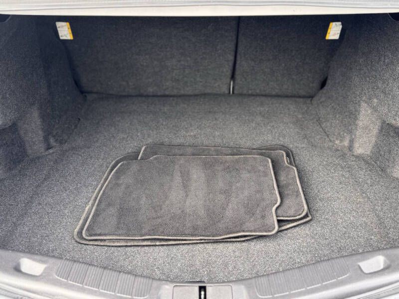 2016 Ford Fusion Image 17