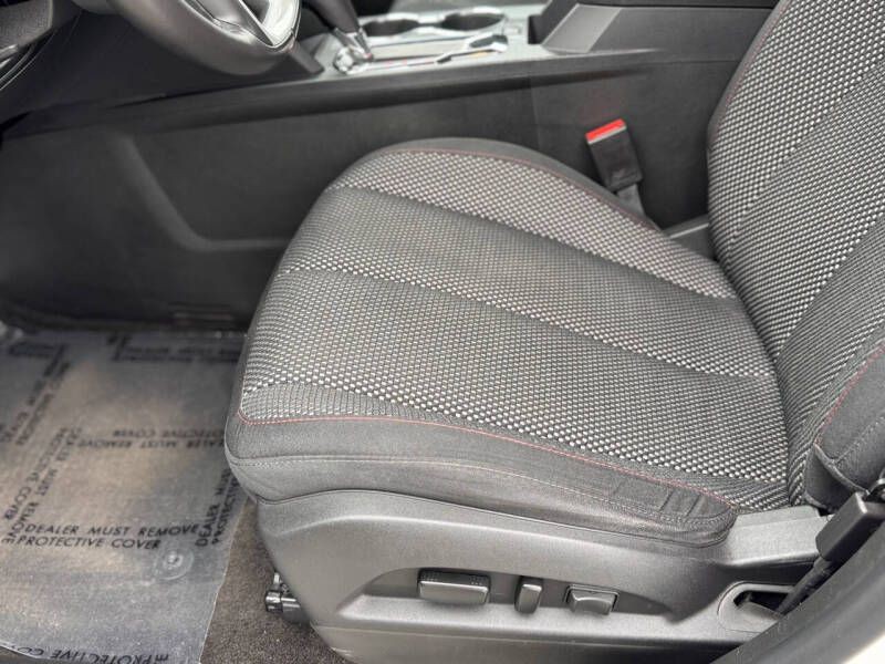 2016 GMC Terrain Image 9