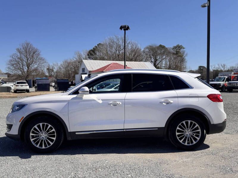 2016 Lincoln MKX Image 2