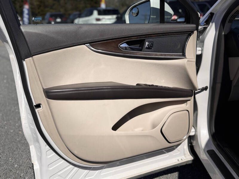 2016 Lincoln MKX Image 8