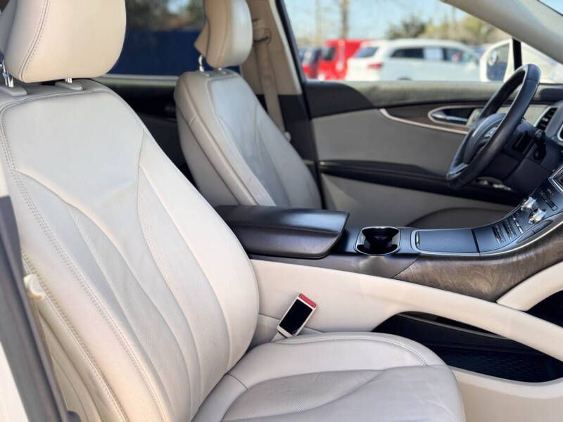 2016 Lincoln MKX Image 20