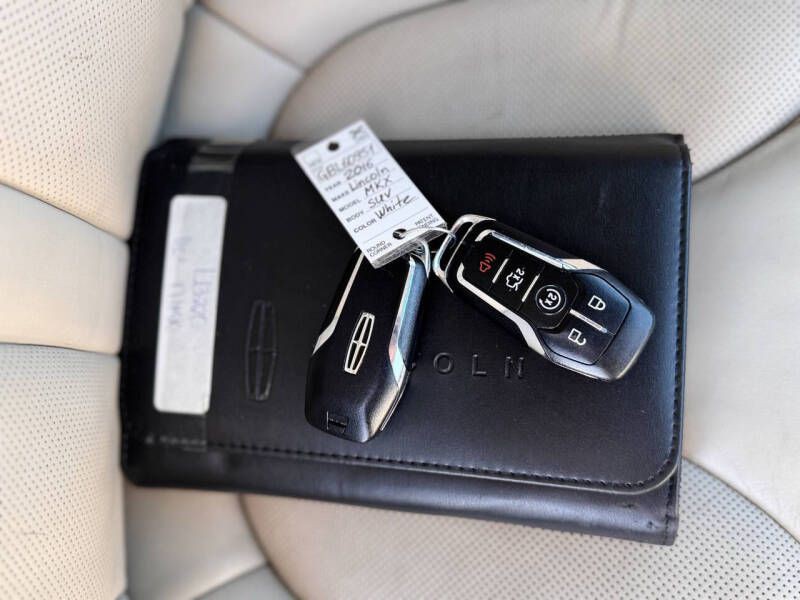 2016 Lincoln MKX Image 21