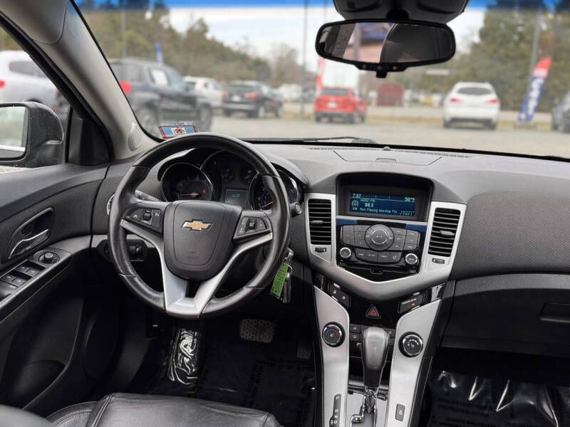 2012 Chevrolet Cruze Image 14