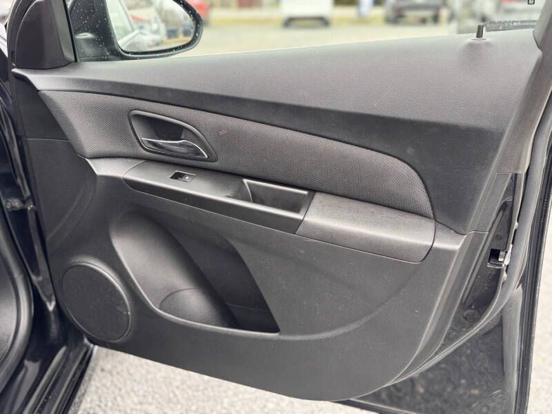 2012 Chevrolet Cruze Image 19