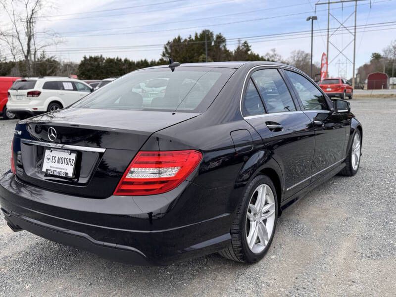2012 Mercedes-Benz C-Class Image 4