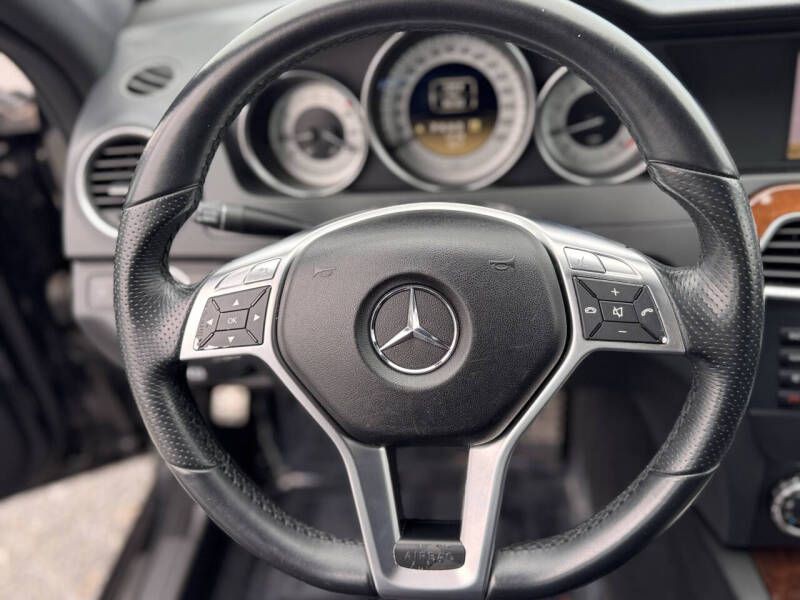 2012 Mercedes-Benz C-Class Image 10