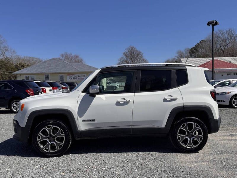 2015 Jeep Renegade Image 2