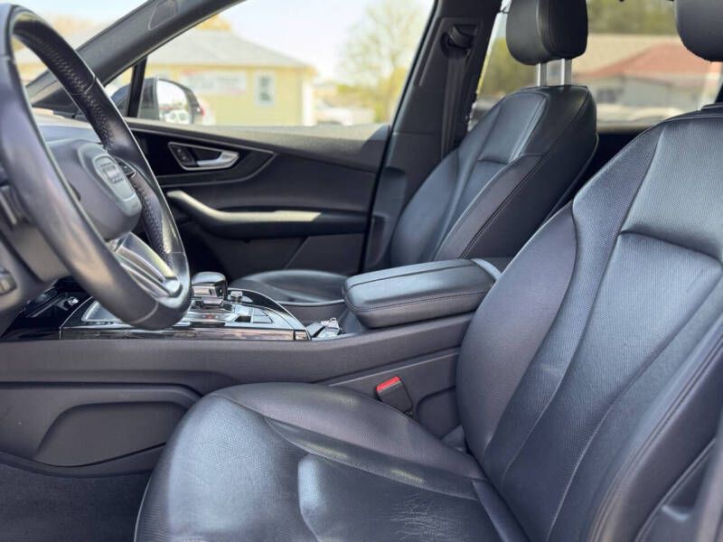 2018 Audi Q7 Image 9