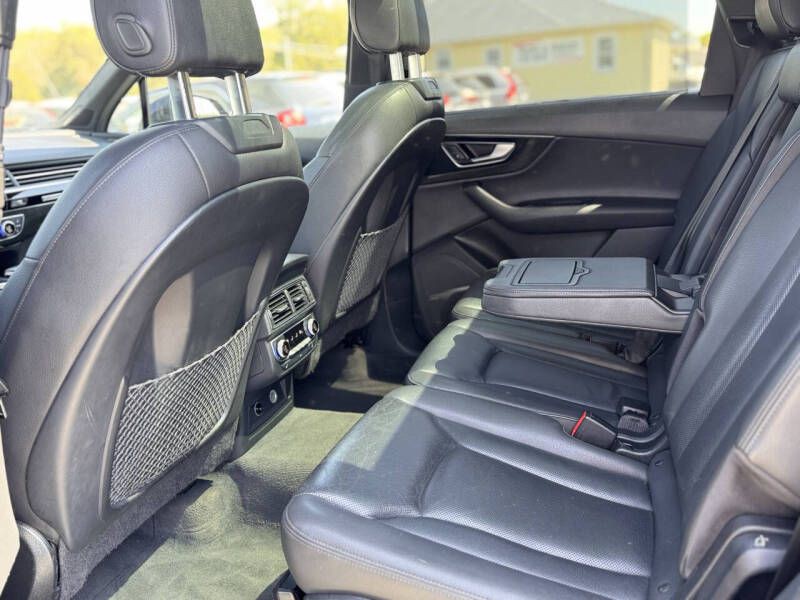 2018 Audi Q7 Image 14