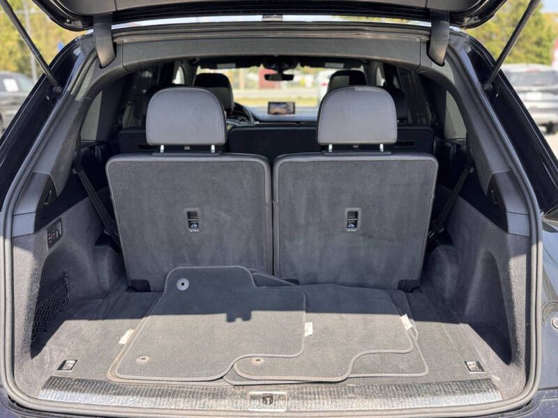 2018 Audi Q7 Image 17