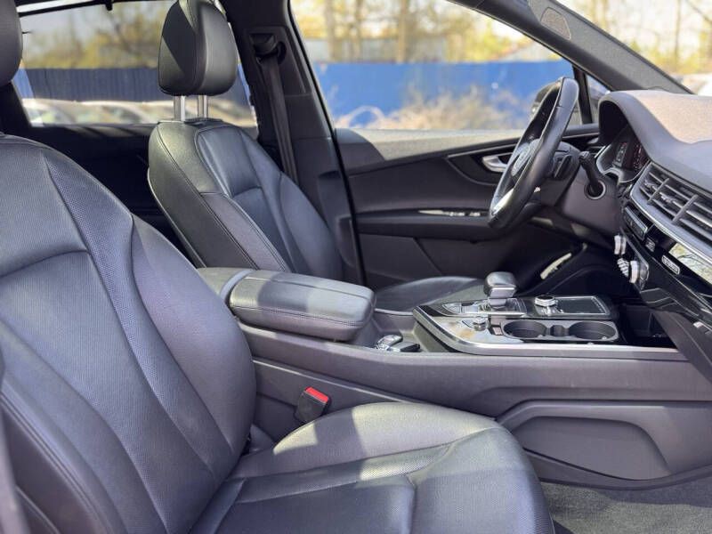 2018 Audi Q7 Image 21