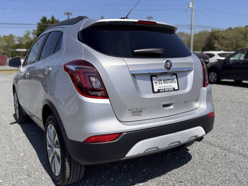 2017 Buick Enclave Image 3