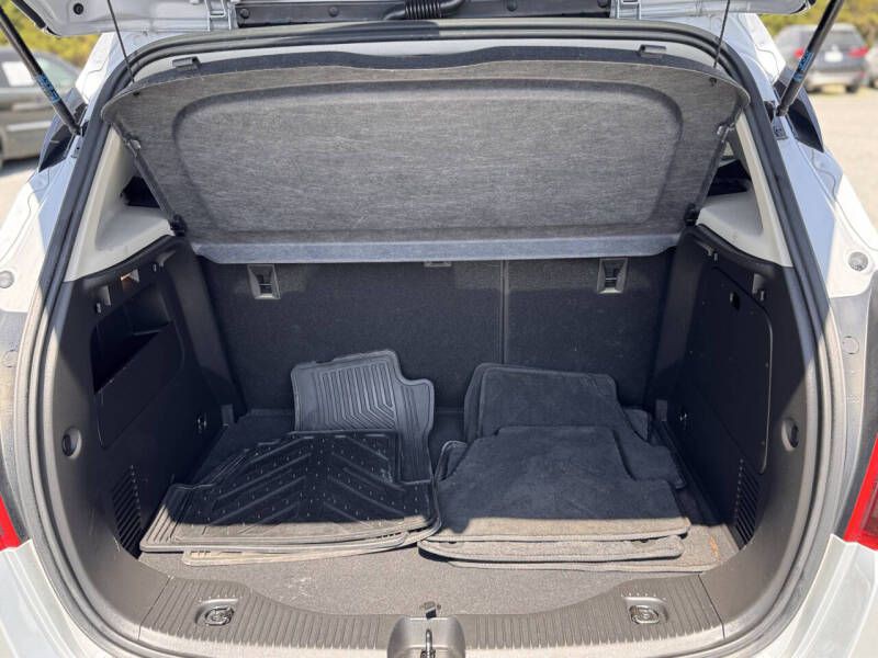 2017 Buick Enclave Image 16