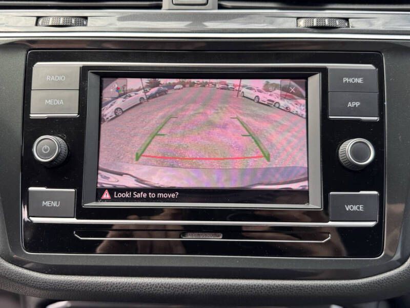 2020 Volkswagen Tiguan Image 12