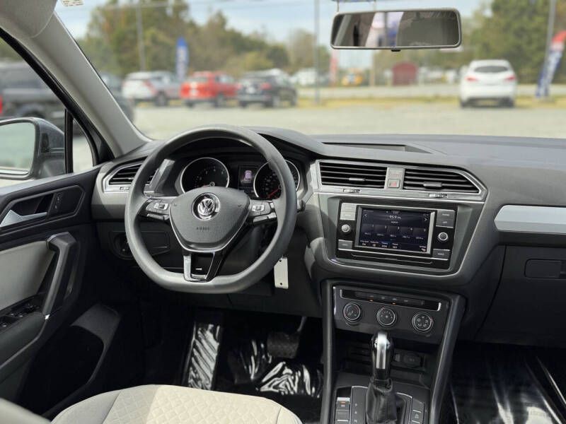 2020 Volkswagen Tiguan Image 15