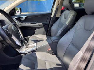 2013 Volvo XC60 Image 9