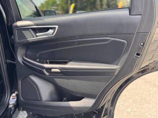 2018 Ford Edge Image 12