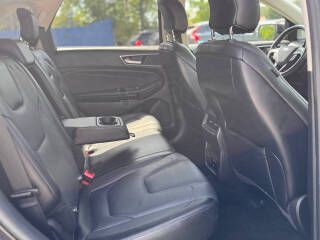 2018 Ford Edge Image 13