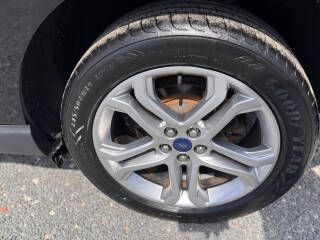 2018 Ford Edge Image 17