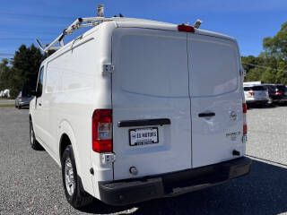 2021 Nissan NV Image 3