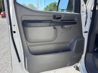 2021 Nissan NV Image 8