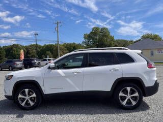 2021 Jeep Cherokee Image 2