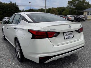 2020 Nissan Altima Image 3