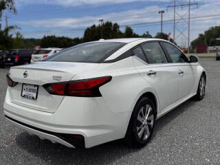 2020 Nissan Altima Image 4