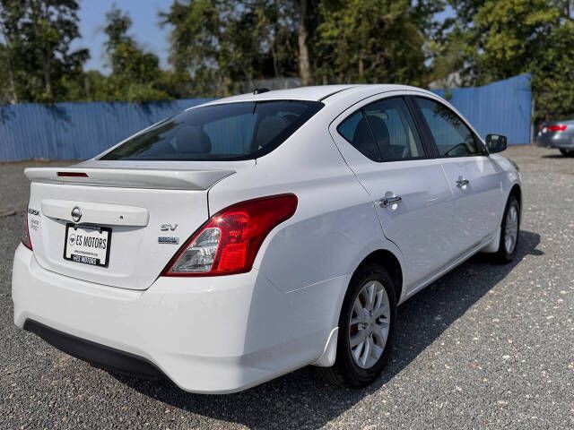 2019 Nissan Versa Image 4