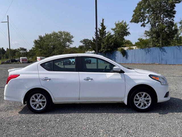 2019 Nissan Versa Image 5