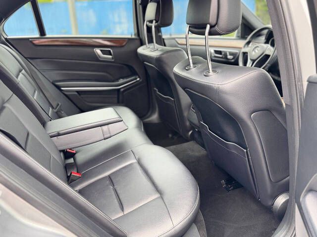 2014 Mercedes-Benz E-Class Image 11