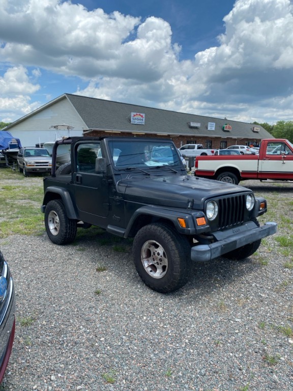 2000 Jeep Wrangler Image 2