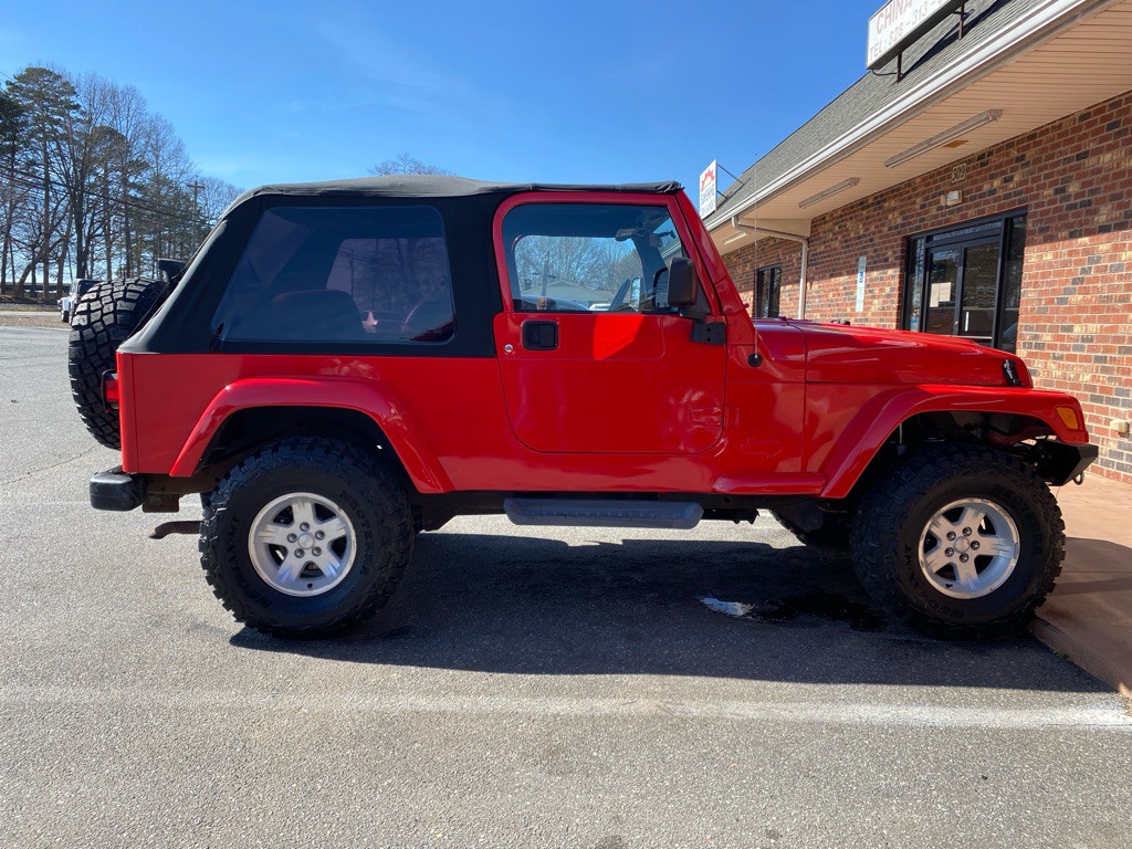 2005 Jeep Wrangler Image 3