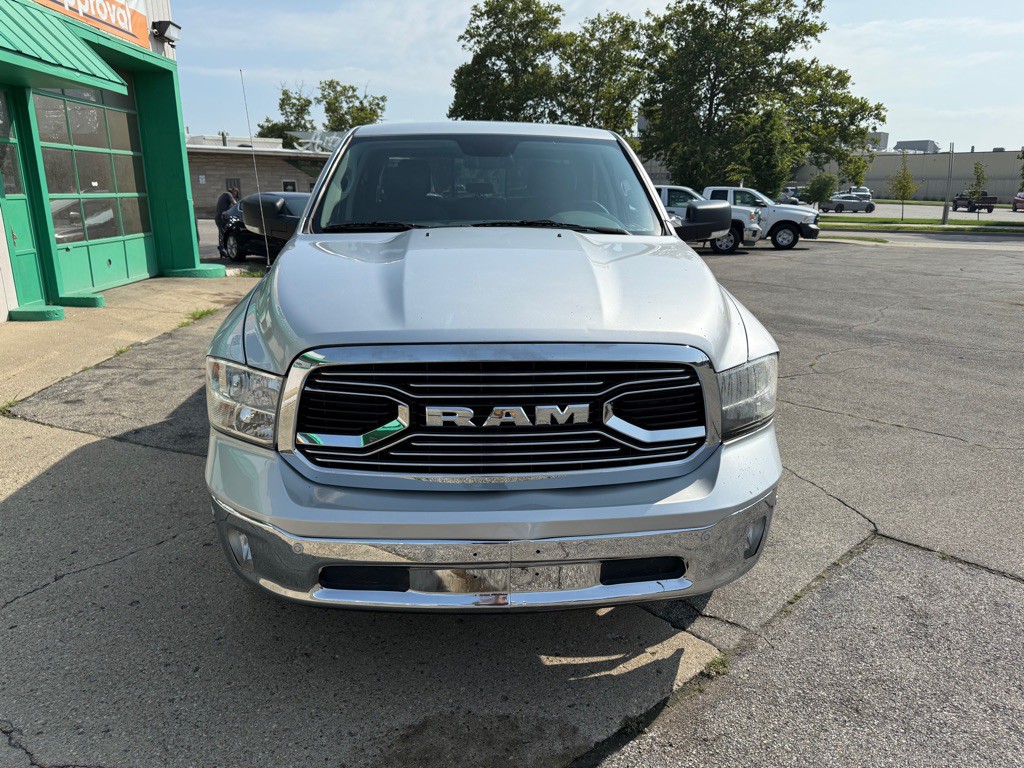 2018 RAM 1500 Image 3