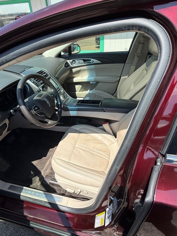 2018 Lincoln MKZ Image 11