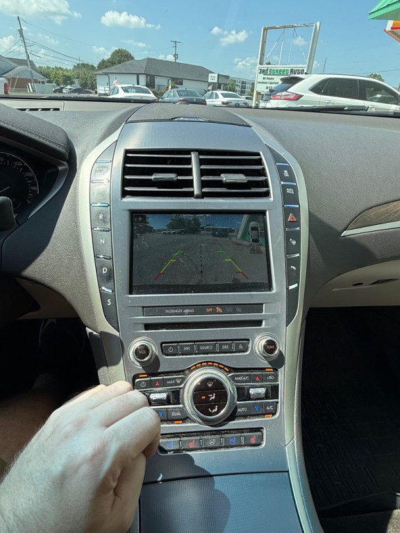 2018 Lincoln MKZ Image 13