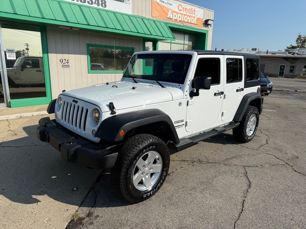 2014 Jeep Wrangler Unlimited Image 2