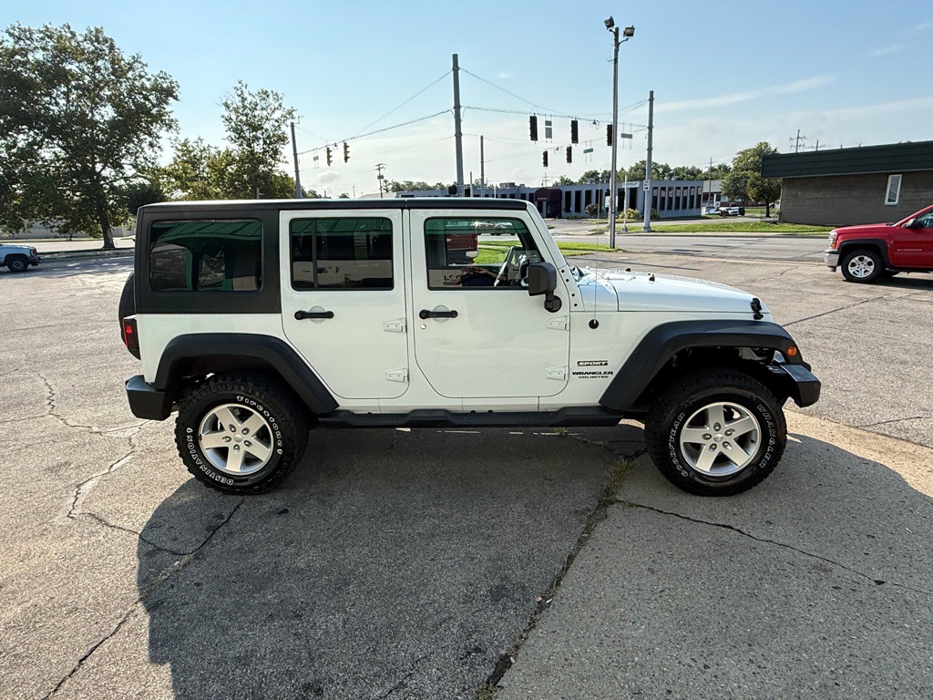 2014 Jeep Wrangler Unlimited Image 5