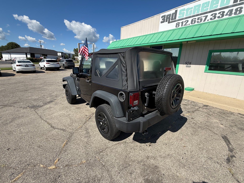 2015 Jeep Wrangler Image 8