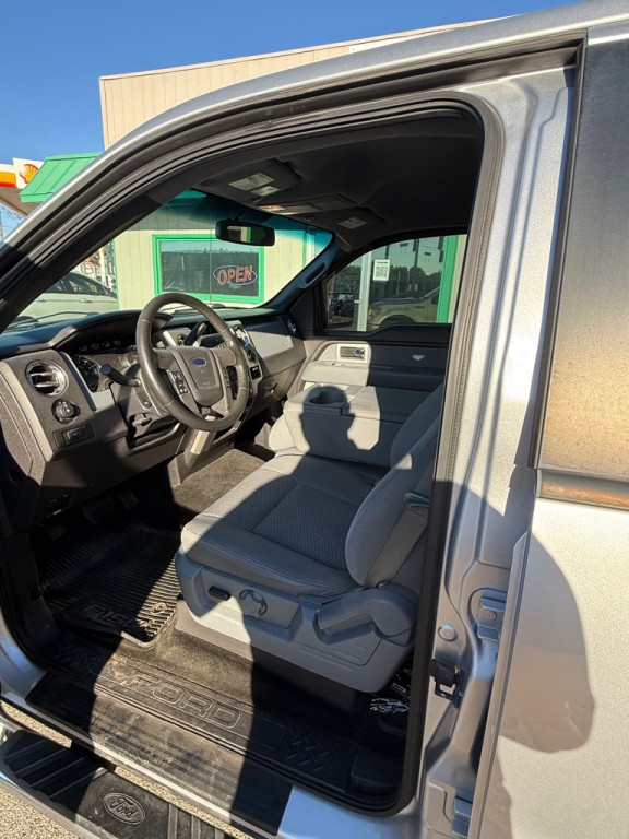 2011 Ford F-150 Image 11