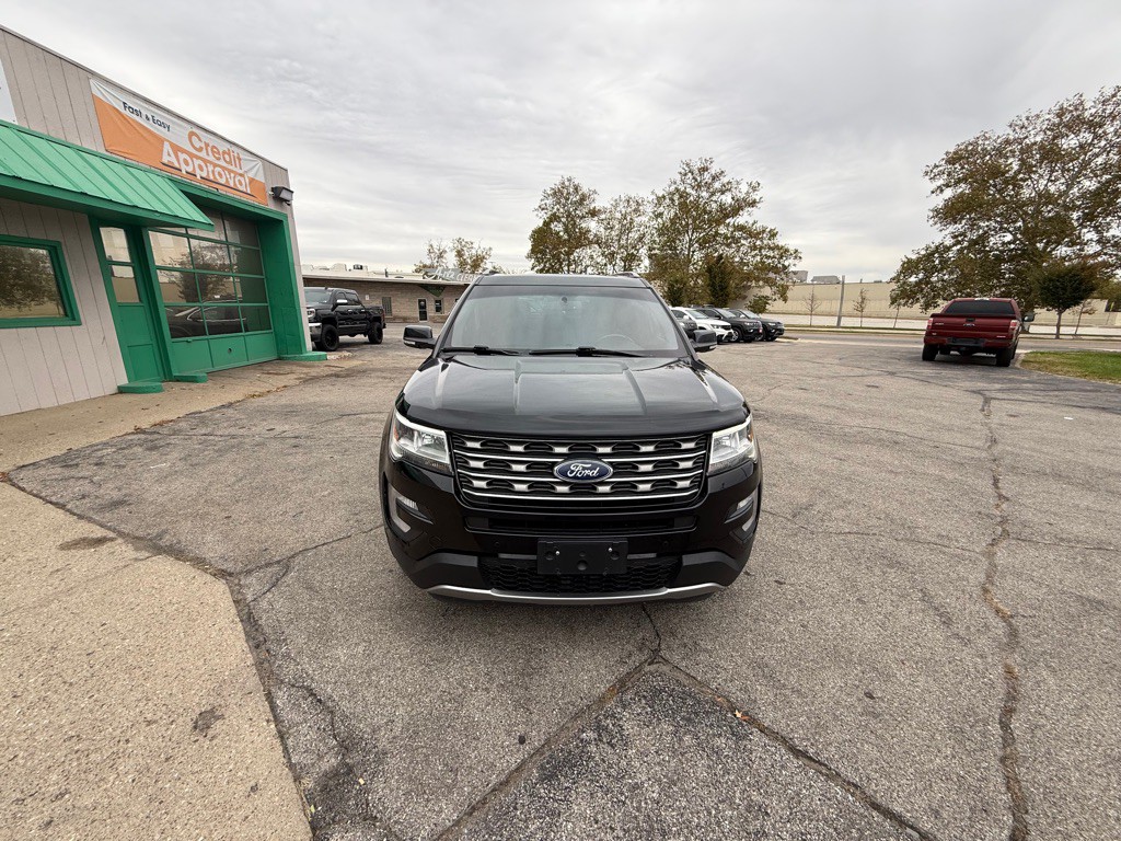 2017 Ford Explorer Image 3