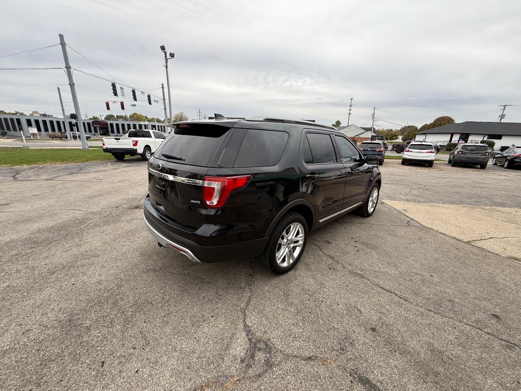 2017 Ford Explorer Image 6