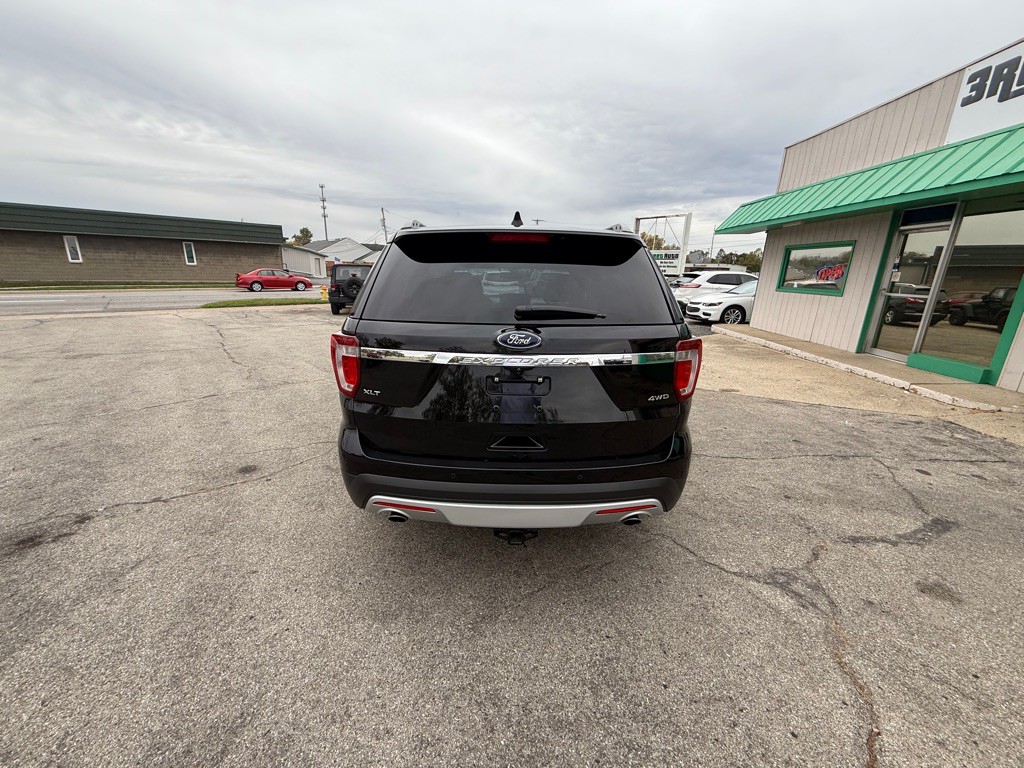 2017 Ford Explorer Image 7