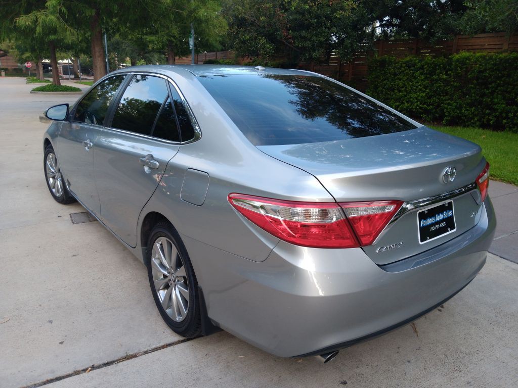 2015 Toyota Camry Image 3