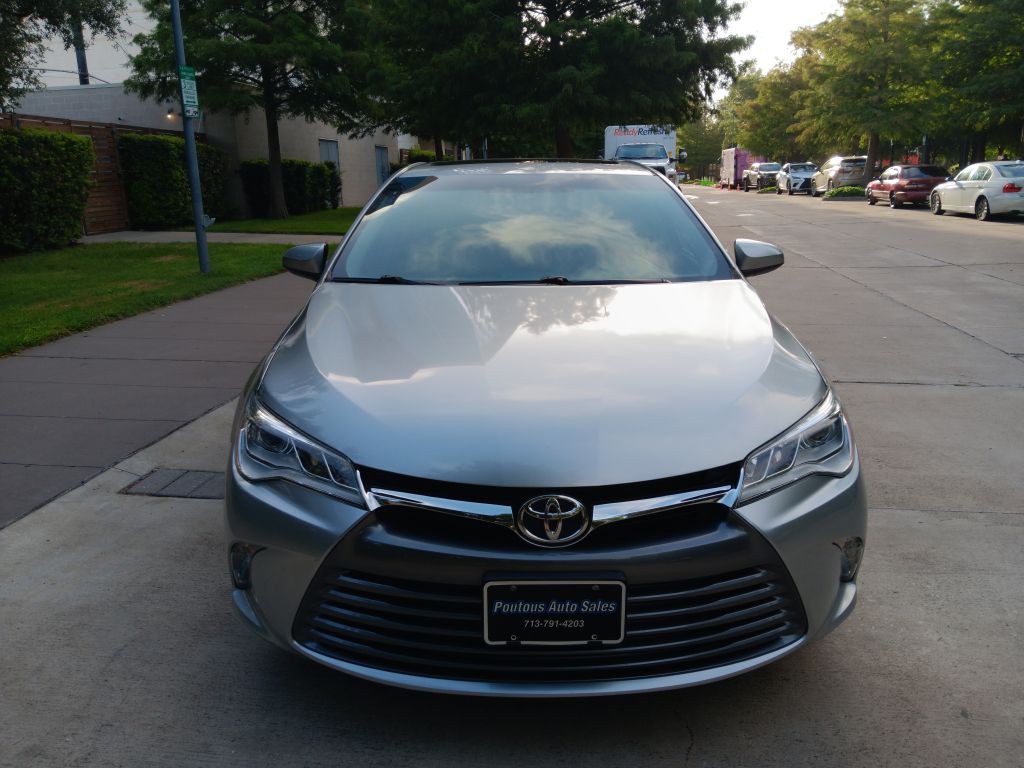 2015 Toyota Camry Image 8