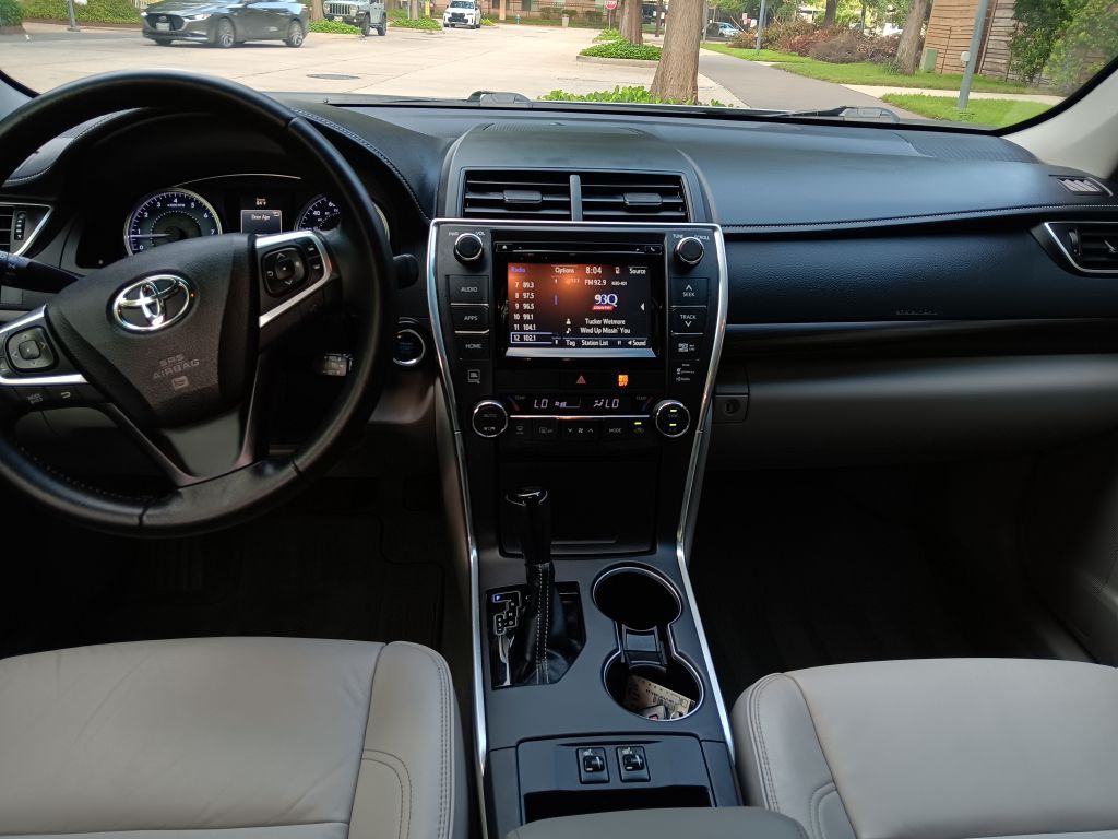 2015 Toyota Camry Image 13