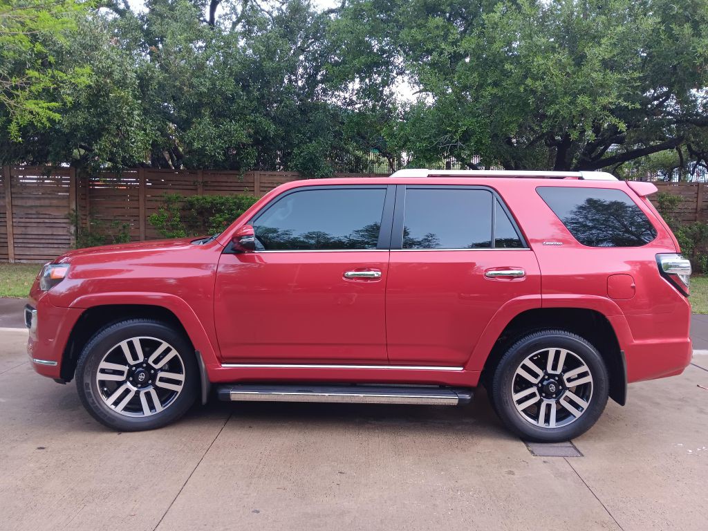 2023 Toyota 4Runner Image 2